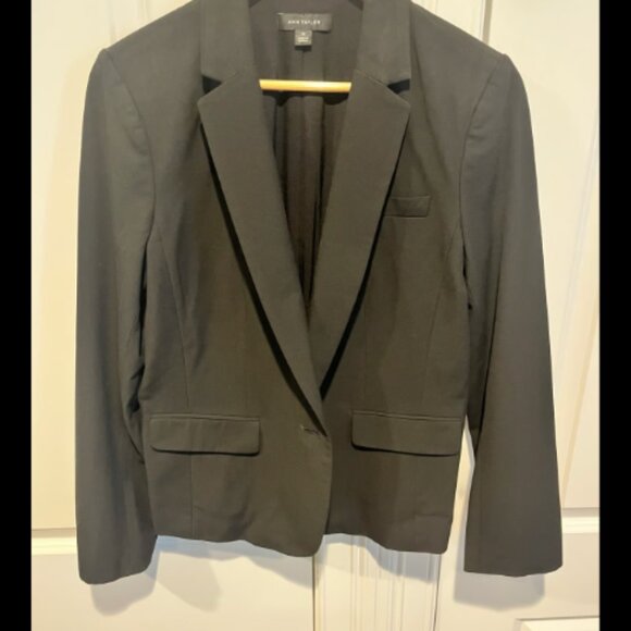 Ann Taylor - Notched One Button Blazer - Picture 2 of 7